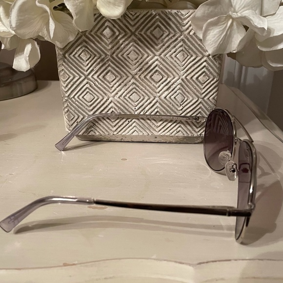 American Eagle Sunglasses - Picture 4 of 7